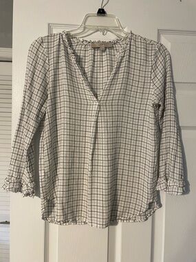 LOFT Black & White Windowpane Ruffle V-Neck Top